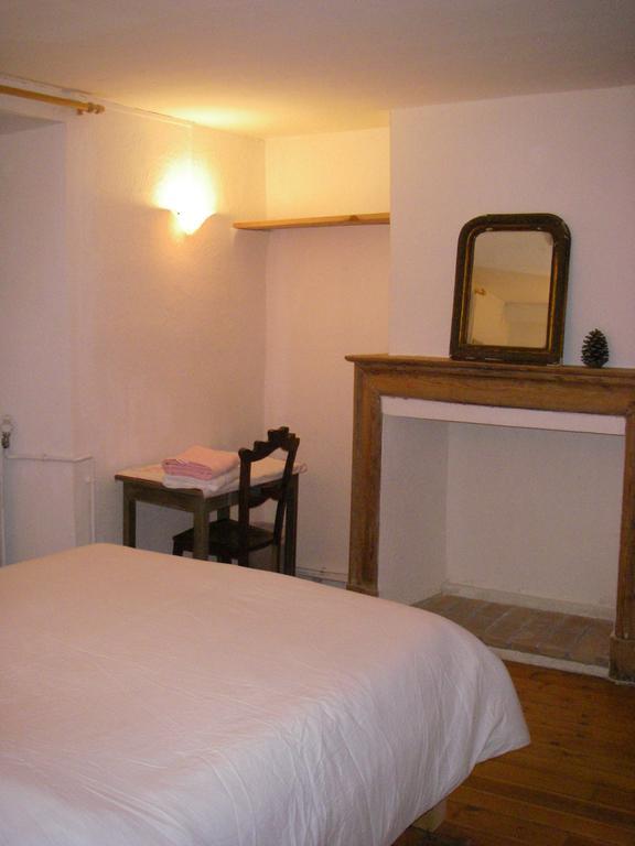 La Maison Bleue La Cabanasse エクステリア 写真